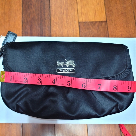 Coach Amanda Large Satin Wristlet - Picture 9 of 11
